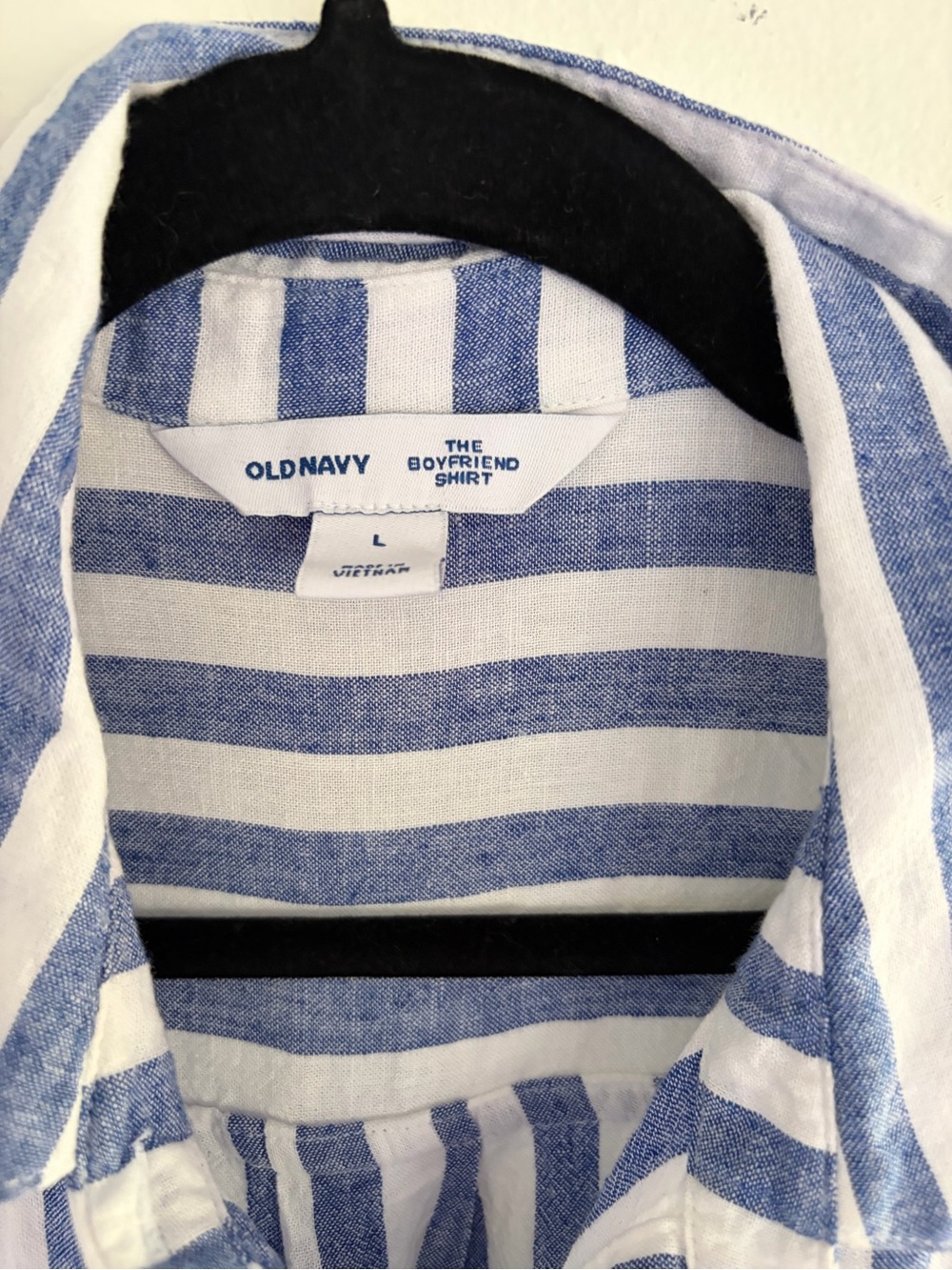 Old Navy” The Boyfriend Shirt “Blue and White Vertical Stripe Button-Up - Picture 3 of 8